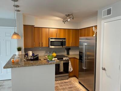 1050 Crystal Way, Delray Beach, FL 33444