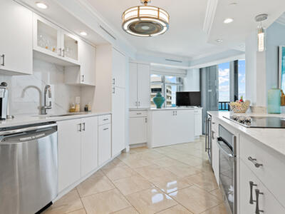 5200 N Ocean Drive NE, Riviera Beach, FL 33404