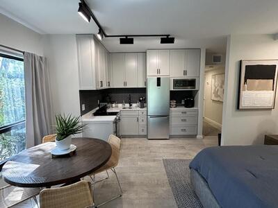 13334 Polo Club Road, Wellington, FL 33414