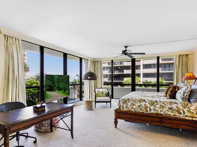 4050 N Ocean Drive, Singer Island, FL 33404