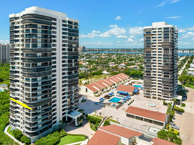 4050 N Ocean Drive, Singer Island, FL 33404