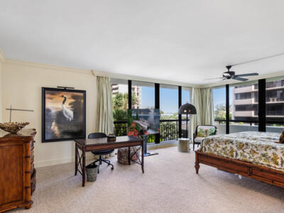 4050 N Ocean Drive, Singer Island, FL 33404