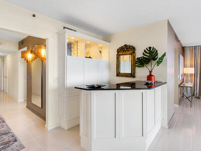 4050 N Ocean Drive, Singer Island, FL 33404