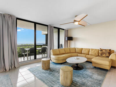 4050 N Ocean Drive, Singer Island, FL 33404