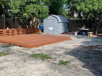 538 W 3rd Street, Riviera Beach, FL 33404