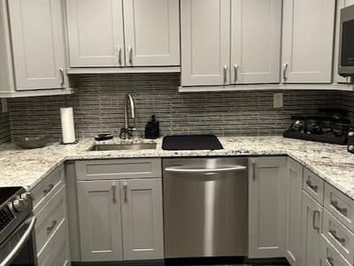 2562 N Garden Drive, Lake Worth, FL 33461