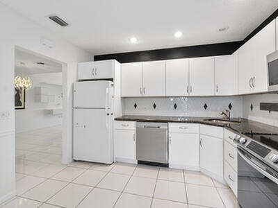 5153 Floria Drive, Boynton Beach, FL 33437