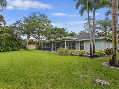756 Juniper Place, Wellington, FL 33414