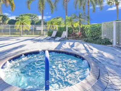 8500 Via Romana, Boca Raton, FL 33496