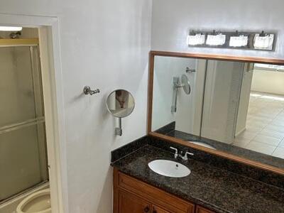 4304 NW 9 Avenue, Deerfield Beach, FL 33064