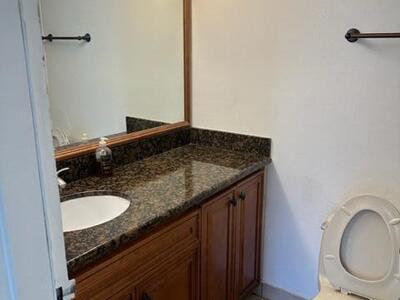 4304 NW 9 Avenue, Deerfield Beach, FL 33064