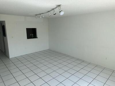 4304 NW 9 Avenue, Deerfield Beach, FL 33064