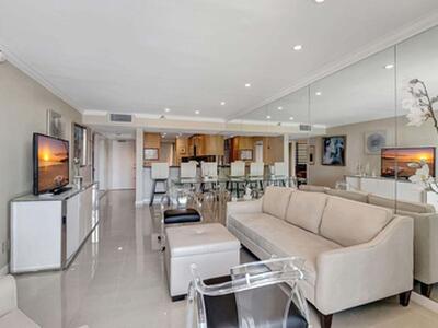 2707 N Ocean Boulevard, Boca Raton, FL 33431