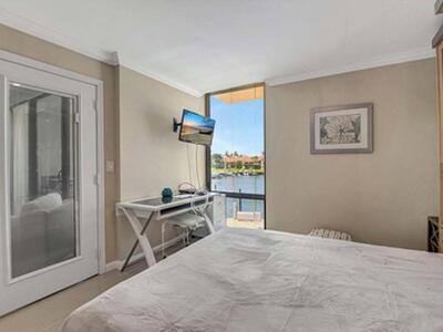 2707 N Ocean Boulevard, Boca Raton, FL 33431