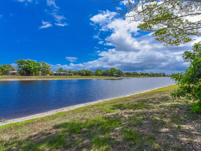 2210 SE Breckenridge Circle, Port Saint Lucie, FL 34952