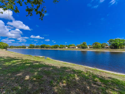 2210 SE Breckenridge Circle, Port Saint Lucie, FL 34952