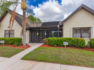 2210 SE Breckenridge Circle, Port Saint Lucie, FL 34952