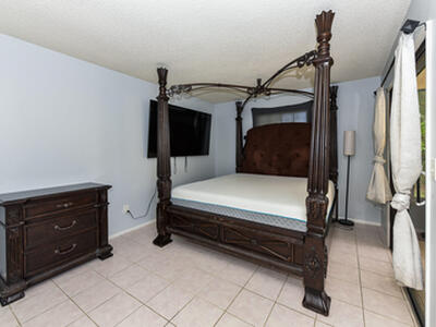 2210 SE Breckenridge Circle, Port Saint Lucie, FL 34952