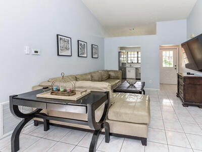 2210 SE Breckenridge Circle, Port Saint Lucie, FL 34952