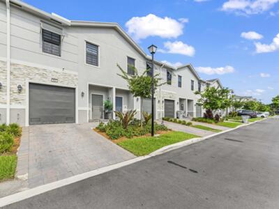 864 NW 3rd Terrace, Pompano Beach, FL 33060