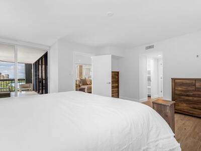 5380 N Ocean 12a Drive, Riviera Beach, FL 33404