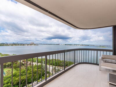 5380 N Ocean 12a Drive, Riviera Beach, FL 33404