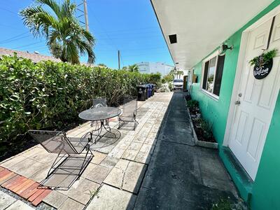 1129 NE 15th Street, Fort Lauderdale, FL 33304