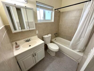 1129 NE 15th Street, Fort Lauderdale, FL 33304