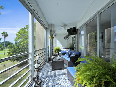 3755 Via Poinciana, Greenacres, FL 33467