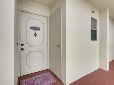 3755 Via Poinciana, Greenacres, FL 33467