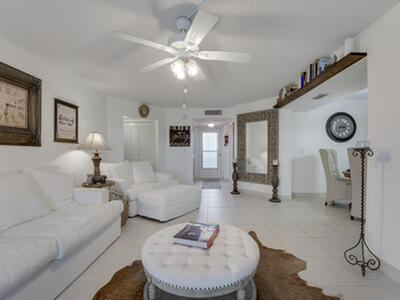 3755 Via Poinciana, Greenacres, FL 33467