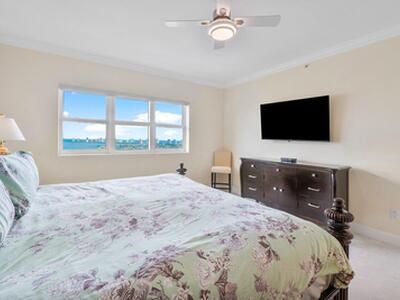 2650 Lake Shore Drive, Riviera Beach, FL 33404