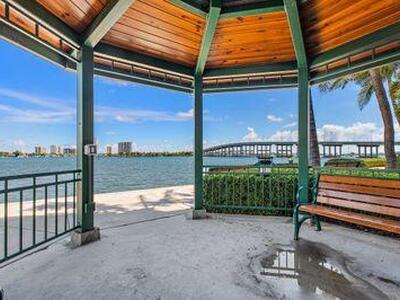 2650 Lake Shore Drive, Riviera Beach, FL 33404