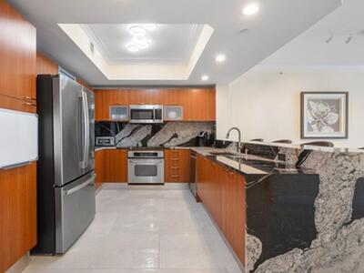 2650 Lake Shore Drive, Riviera Beach, FL 33404