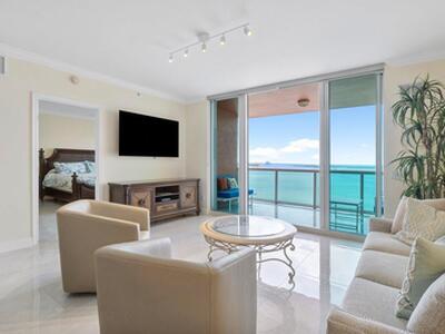 2650 Lake Shore Drive, Riviera Beach, FL 33404