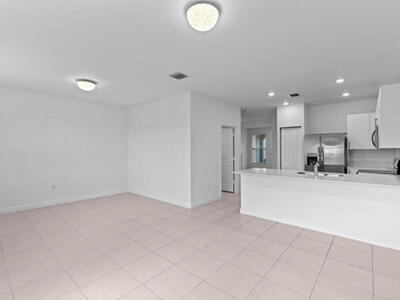 5515 NW 27th Street, Lauderhill, FL 33313