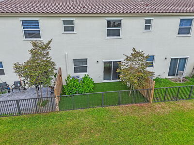 5515 NW 27th Street, Lauderhill, FL 33313