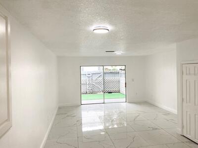 1820 Amberly Avenue, Orlando, FL 32822