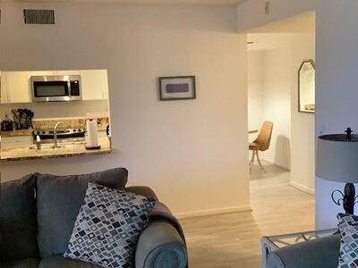 450 Egret Circle, Delray Beach, FL 33444