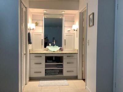 450 Egret Circle, Delray Beach, FL 33444