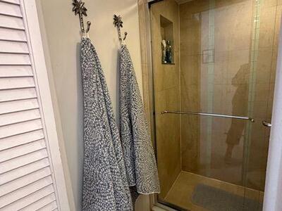 450 Egret Circle, Delray Beach, FL 33444