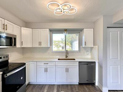 313 Swain Boulevard, Greenacres, FL 33463