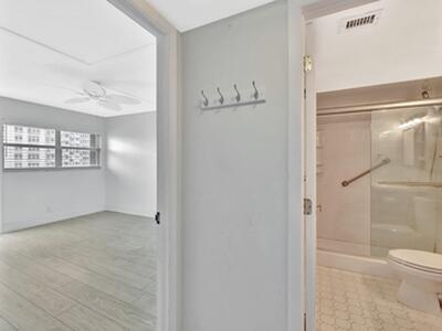 328 N Ocean Boulevard, Pompano Beach, FL 33062