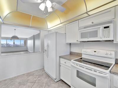 328 N Ocean Boulevard, Pompano Beach, FL 33062