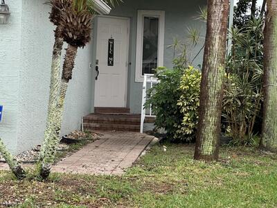 5012 Starblaze Drive, Greenacres, FL 33463