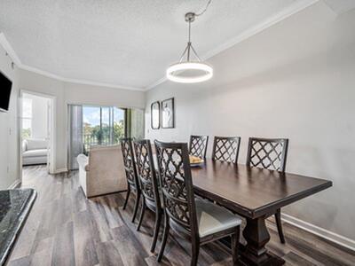 2040 Greenview Shores Boulevard, Wellington, FL 33414