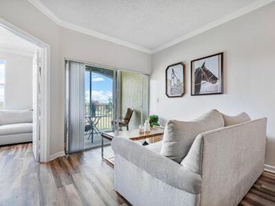 2040 Greenview Shores Boulevard, Wellington, FL 33414