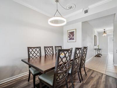 2040 Greenview Shores Boulevard, Wellington, FL 33414