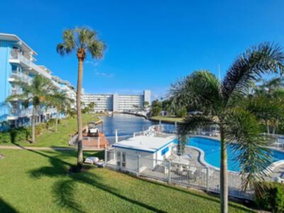 1445 SE 15th Court, Deerfield Beach, FL 33441