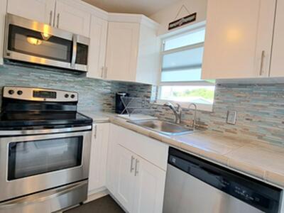 1445 SE 15th Court, Deerfield Beach, FL 33441